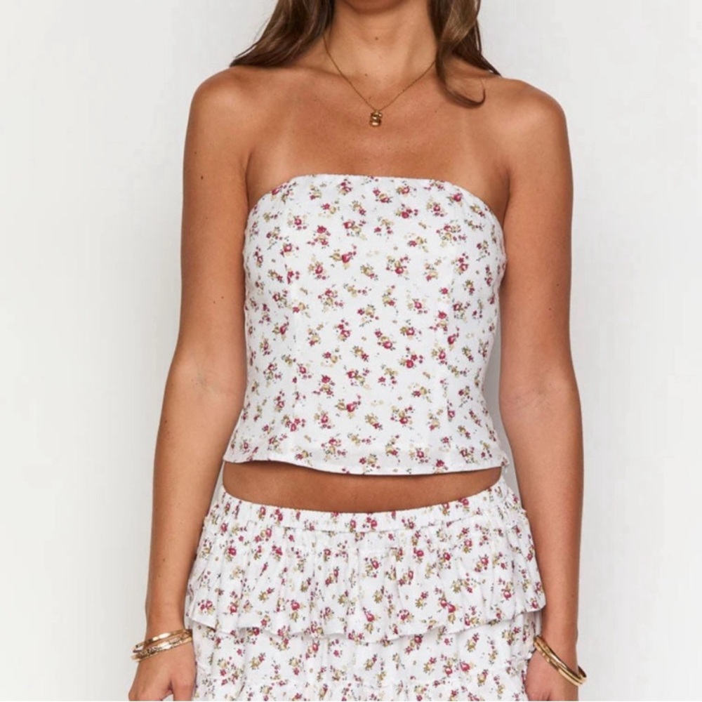 Beginning Boutique SET- Paisley white strapless floral top and ruffle maxi skirt - Picture 2 of 11